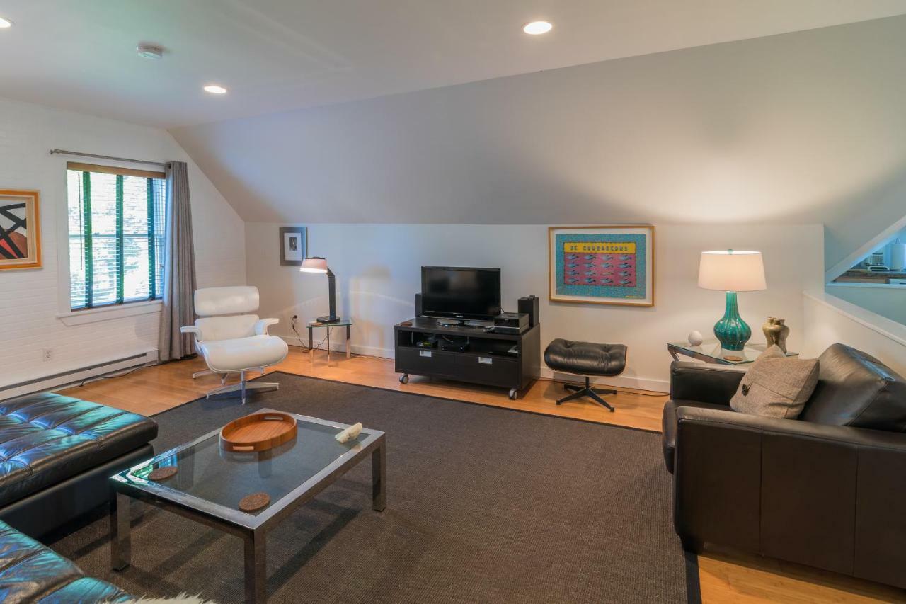 The Carriage House Loft Appartement Kingston Buitenkant foto