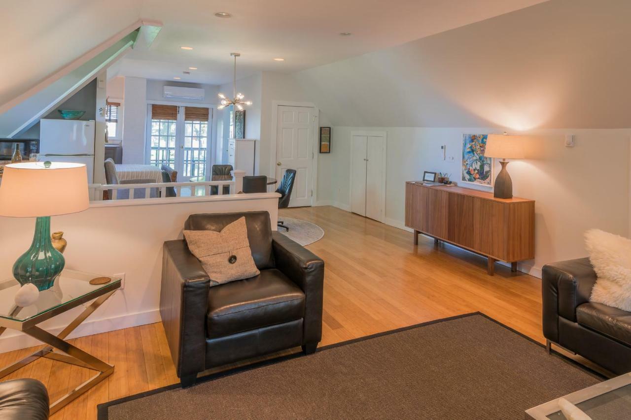The Carriage House Loft Appartement Kingston Buitenkant foto