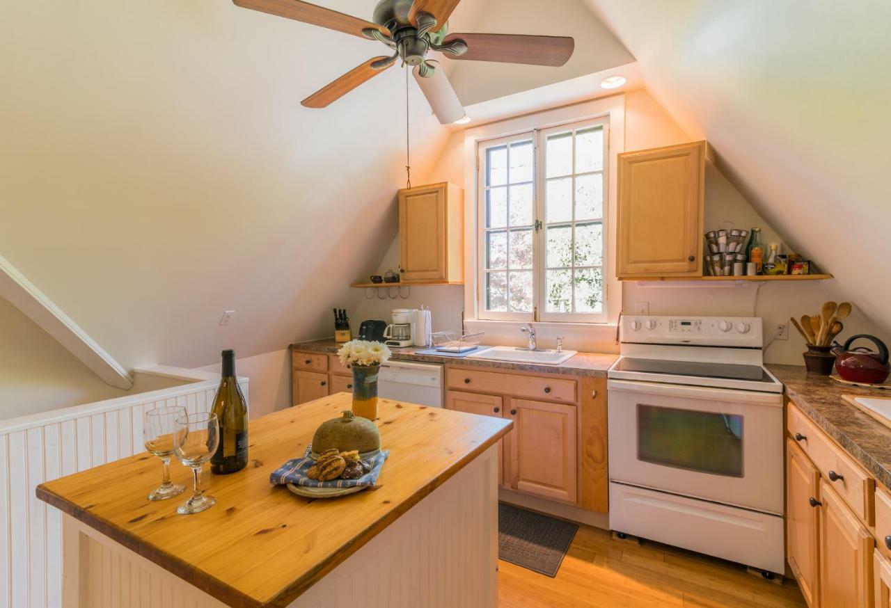 The Carriage House Loft Appartement Kingston Buitenkant foto