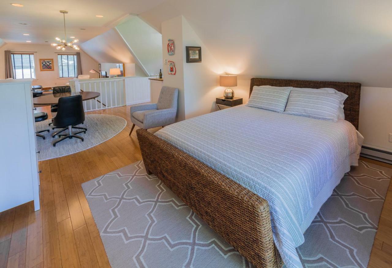 The Carriage House Loft Appartement Kingston Buitenkant foto