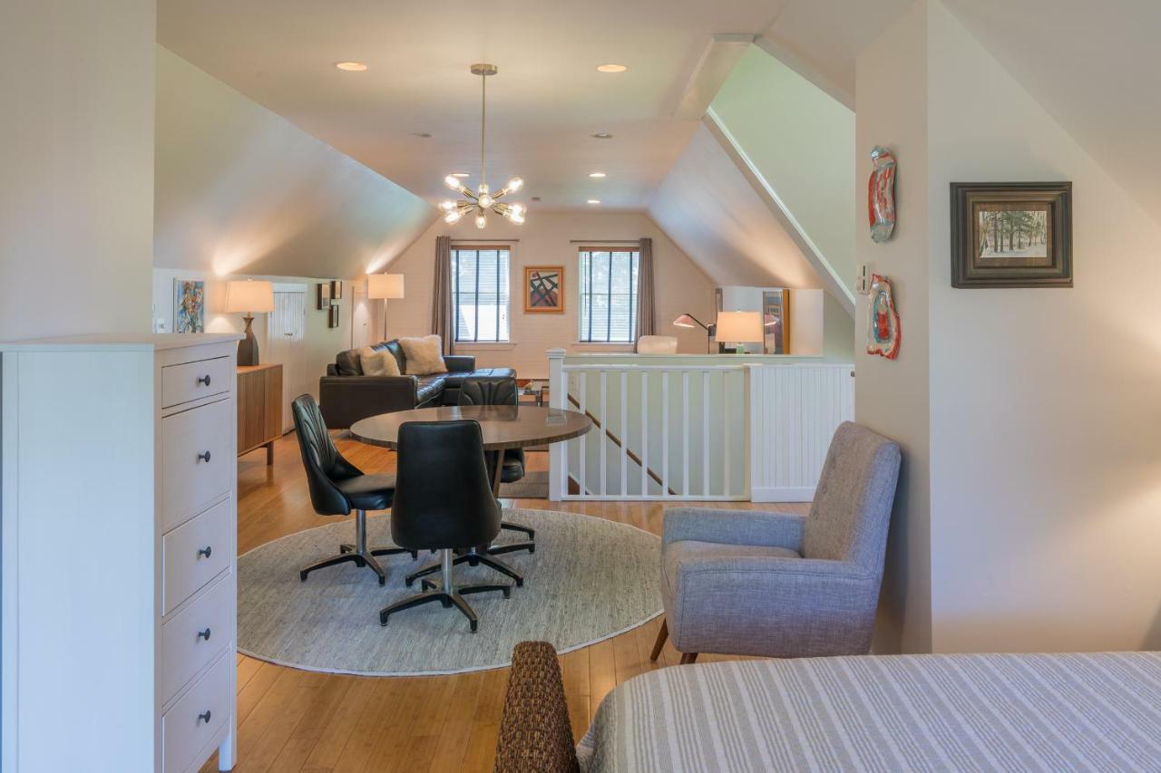 The Carriage House Loft Appartement Kingston Buitenkant foto