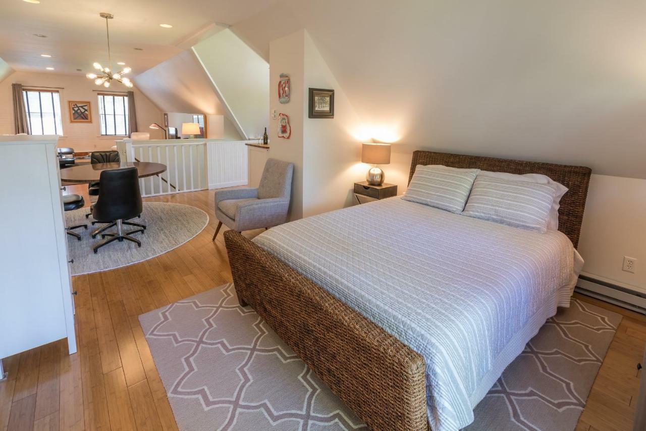 The Carriage House Loft Appartement Kingston Buitenkant foto